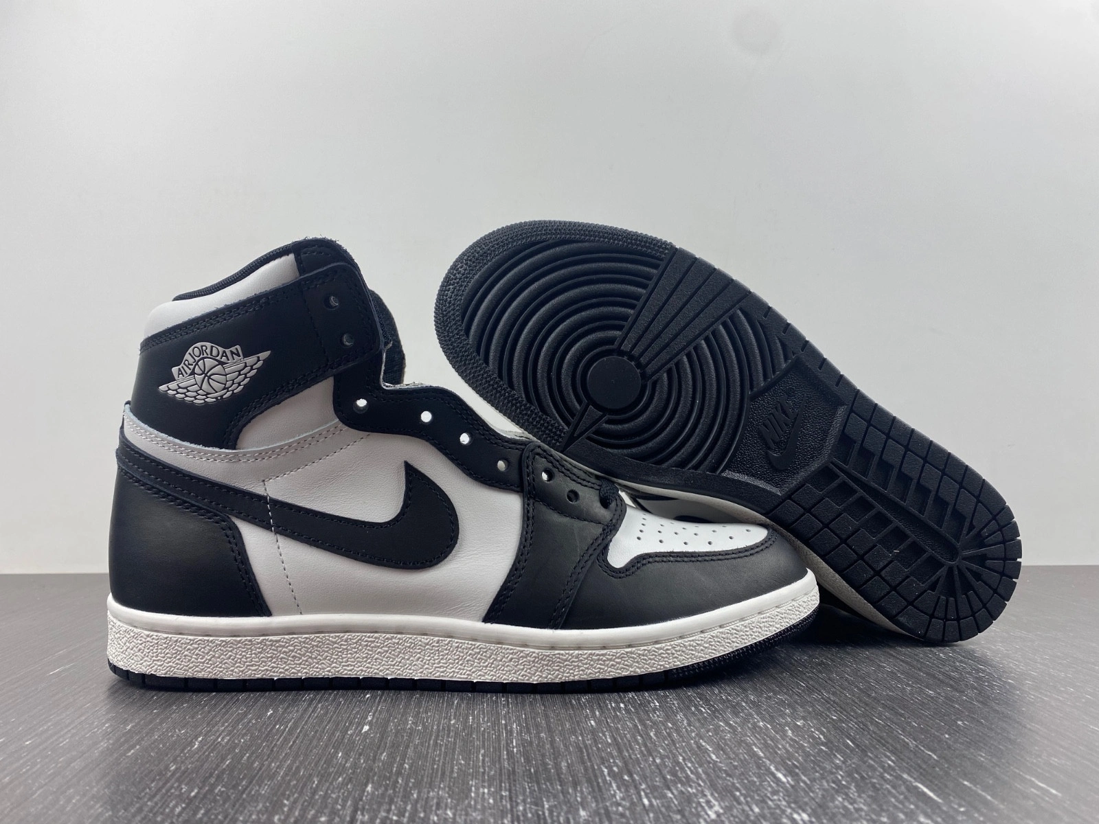 Jordan 1 Retro High 85 Black White (2023) - BQ4422-001