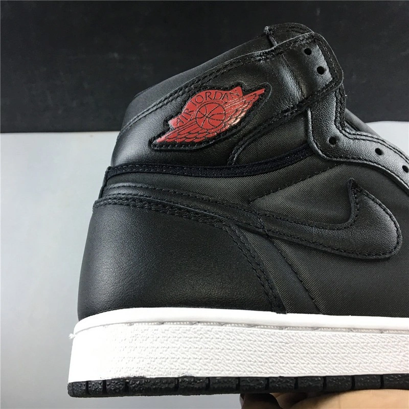 Jordan 1 Retro High Black Gym Red Black  555088-060