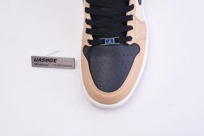 Jordan 1 Retro High Black Mushroom (W)   AH7389-003