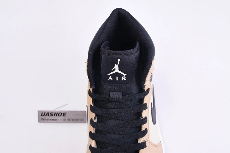 Jordan 1 Retro High Black Mushroom (W)   AH7389-003