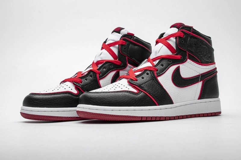 Jordan 1 Retro High Bloodline  555088-062