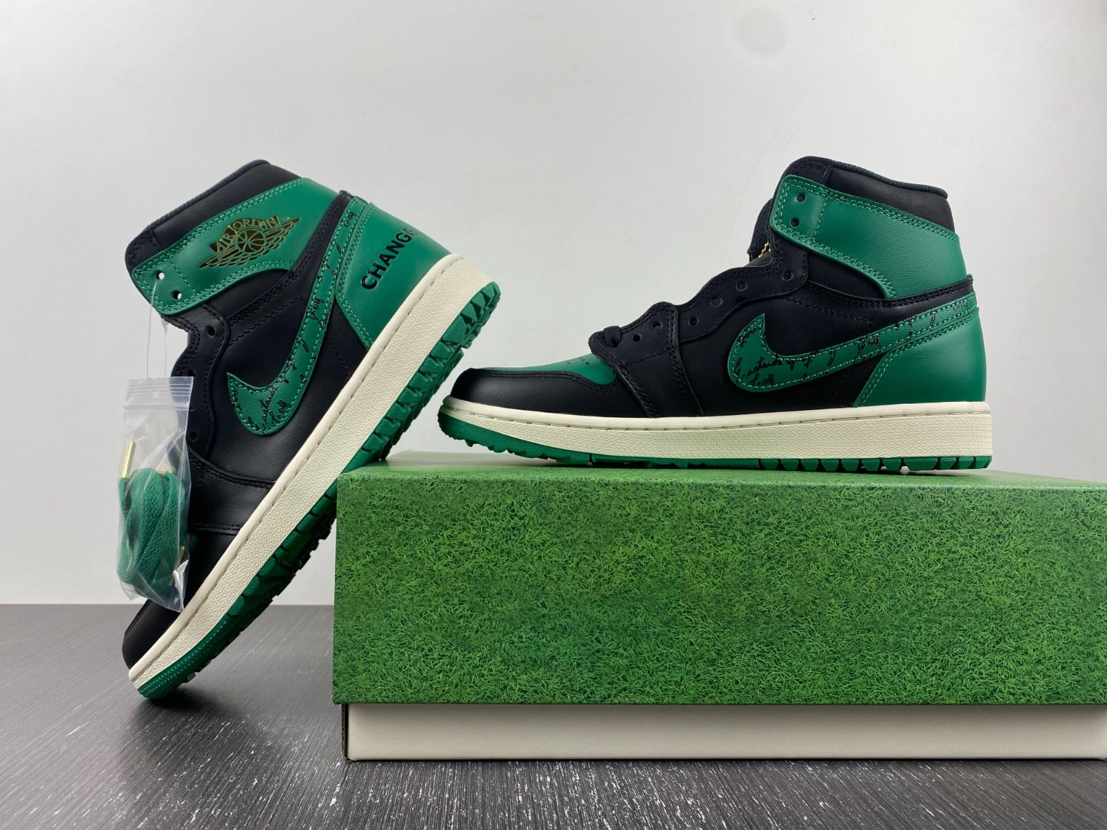 Jordan 1 Retro High Golf Eastside Golf 1961   FJ0849-001