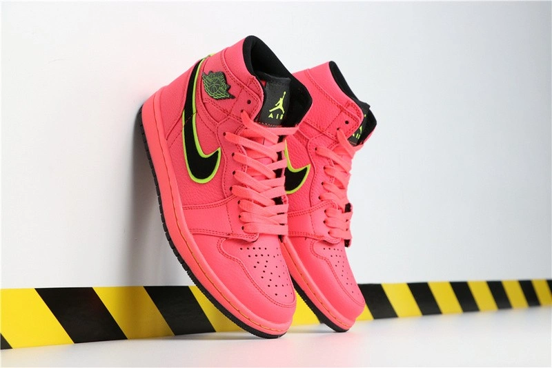 Jordan 1 Retro High Hot Punch (W)  AQ9131-600