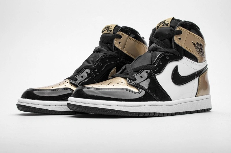 Jordan 1 Retro High NRG Patent Gold Toe  861428-007
