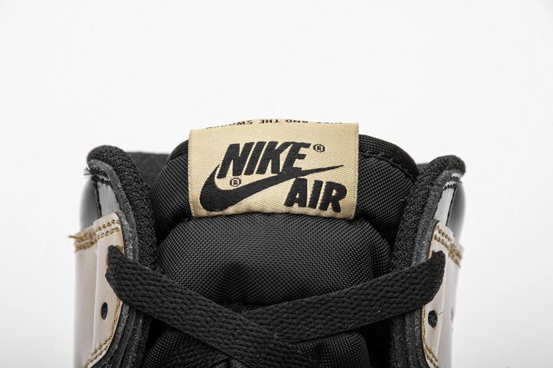 Jordan 1 Retro High NRG Patent Gold Toe  861428-007
