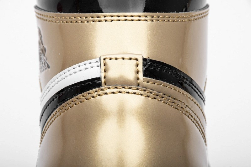 Jordan 1 Retro High NRG Patent Gold Toe  861428-007