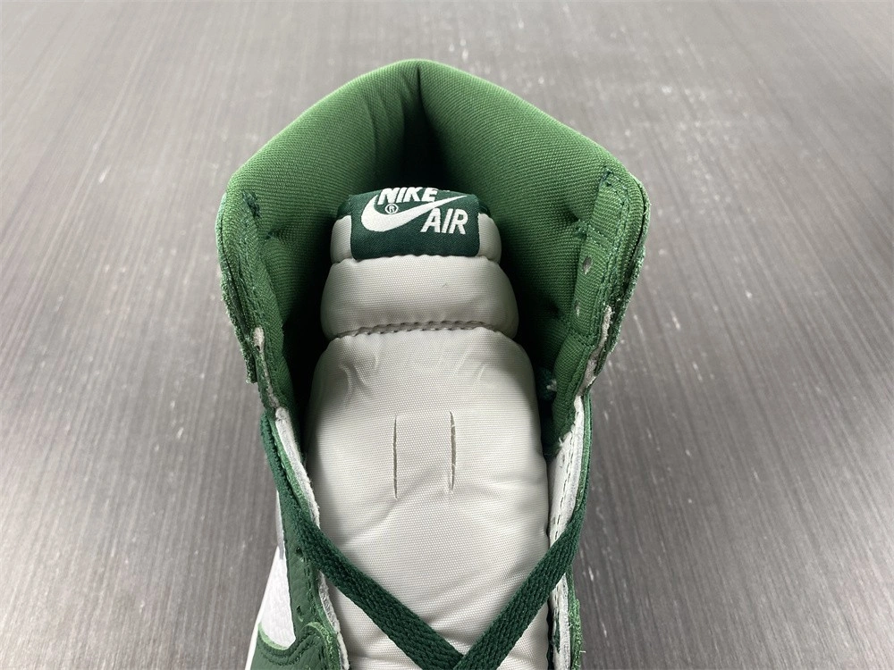 Jordan 1 Retro High OG Gorge Green - DZ5485-303