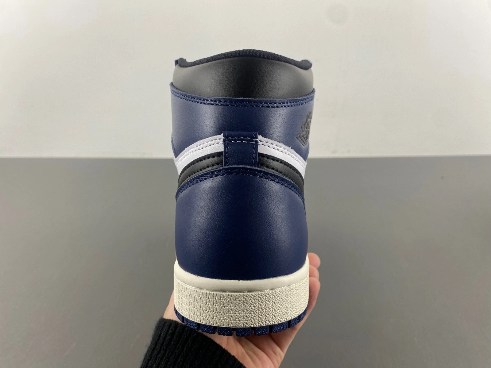 Jordan 1 Retro High OG Midnight Navy Men's - DZ5485-401