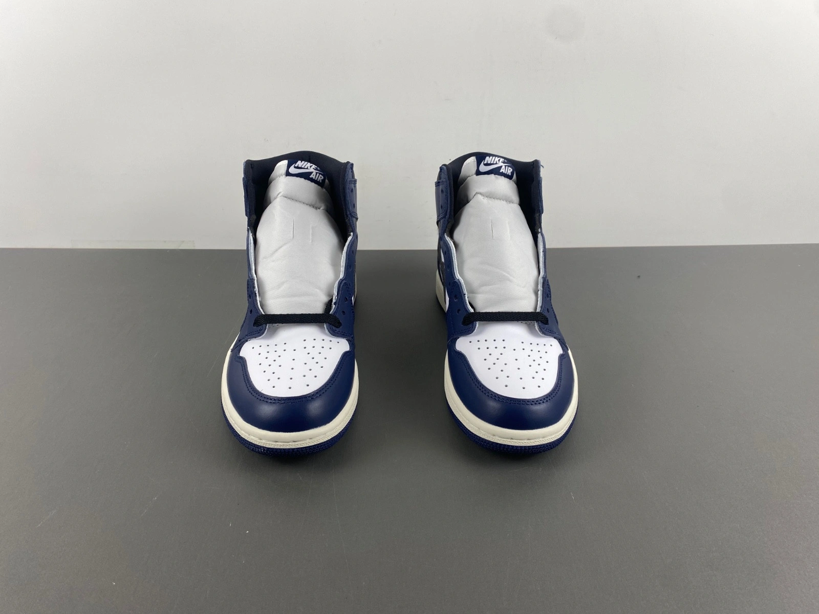 Jordan 1 Retro High OG Midnight Navy Men's - DZ5485-401