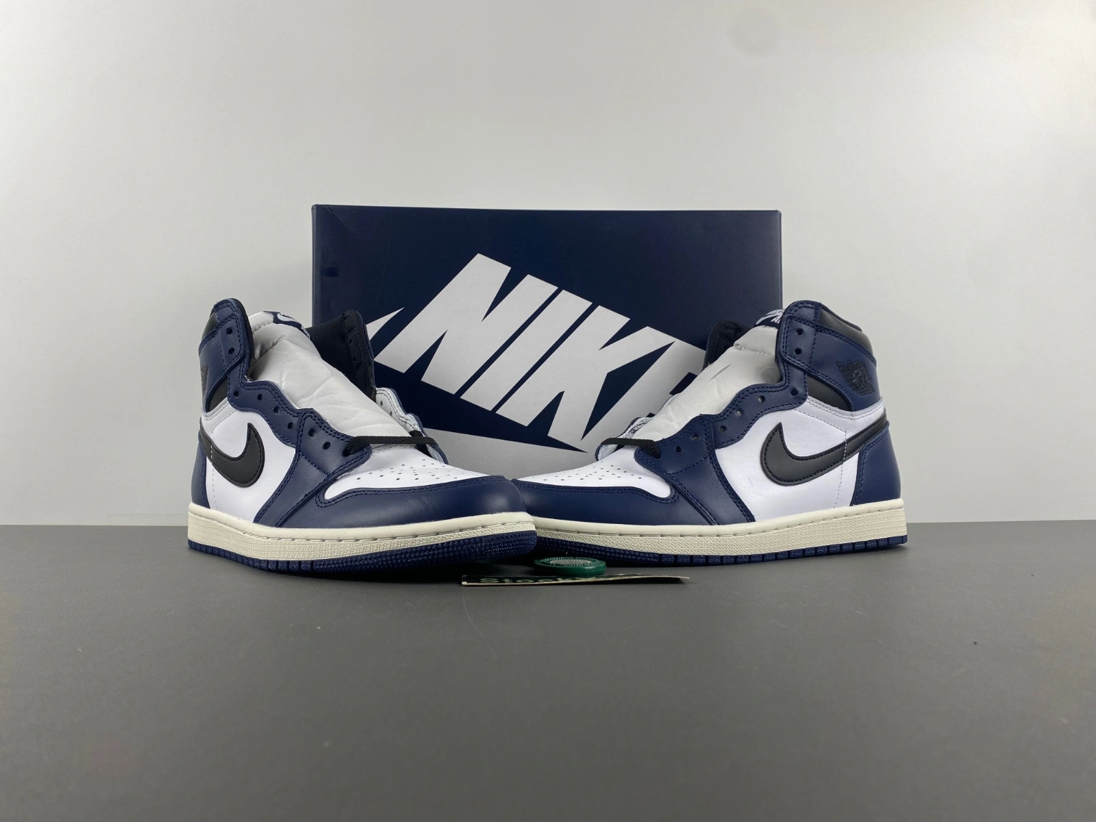 Jordan 1 Retro High OG Midnight Navy Men's - DZ5485-401