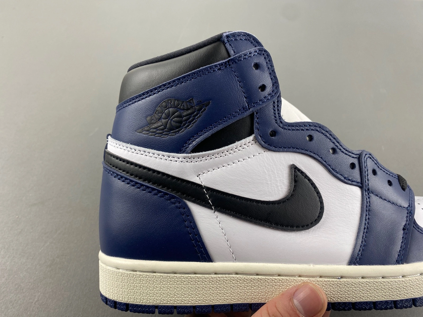 Jordan 1 Retro High OG Midnight Navy Men's - DZ5485-401