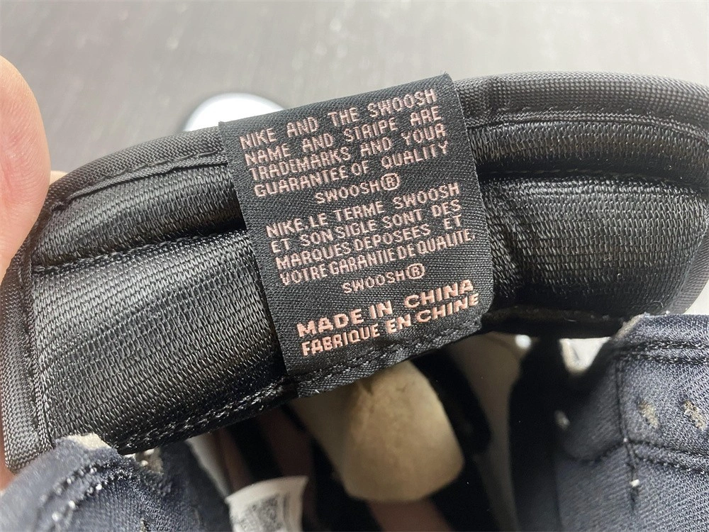 Jordan 1 Retro High OG Stage Haze - 555088-108
