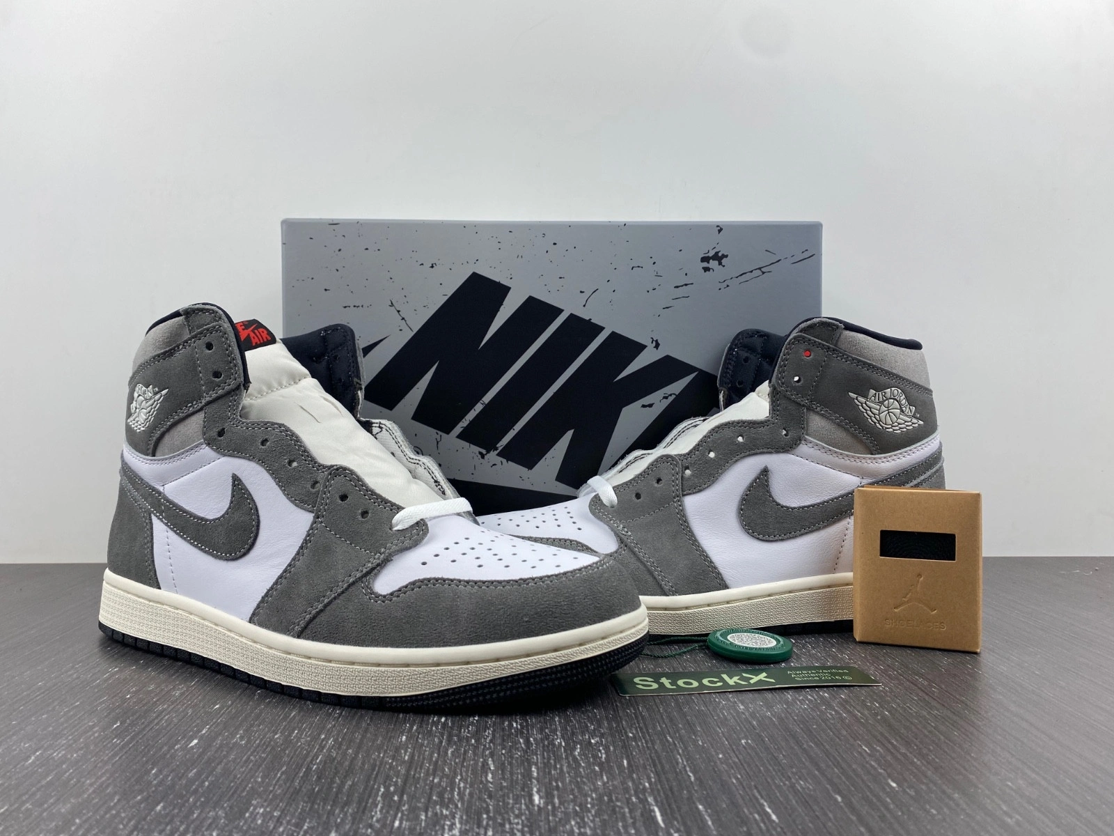 Jordan 1 Retro High OG Washed Black - DZ5485-051