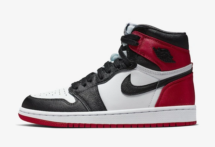 Jordan 1 Retro High Satin Black Toe  CD0461-016