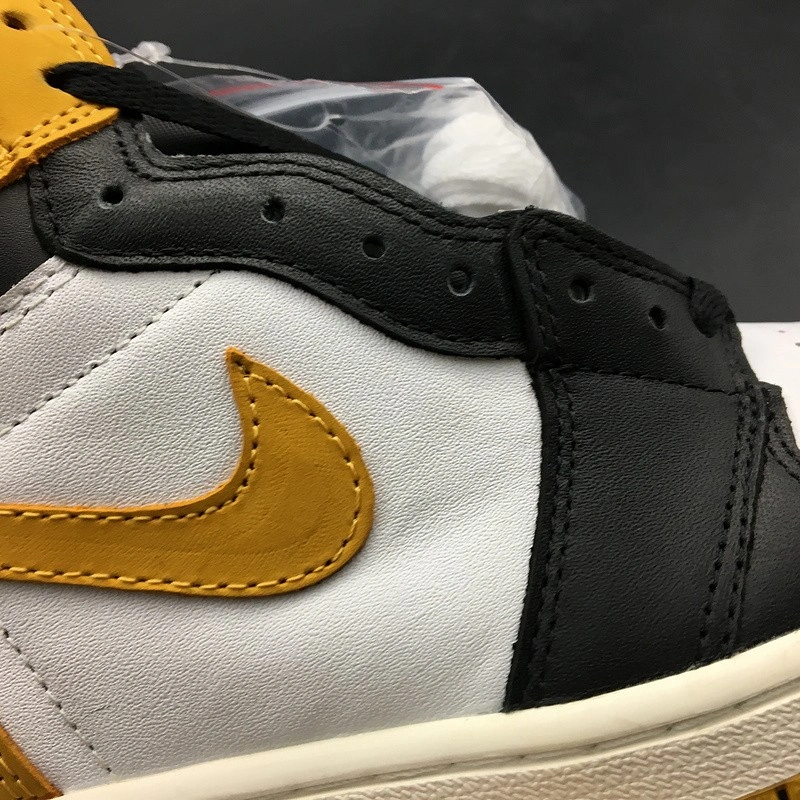 Jordan 1 Retro High Yellow Ochre   555088-109
