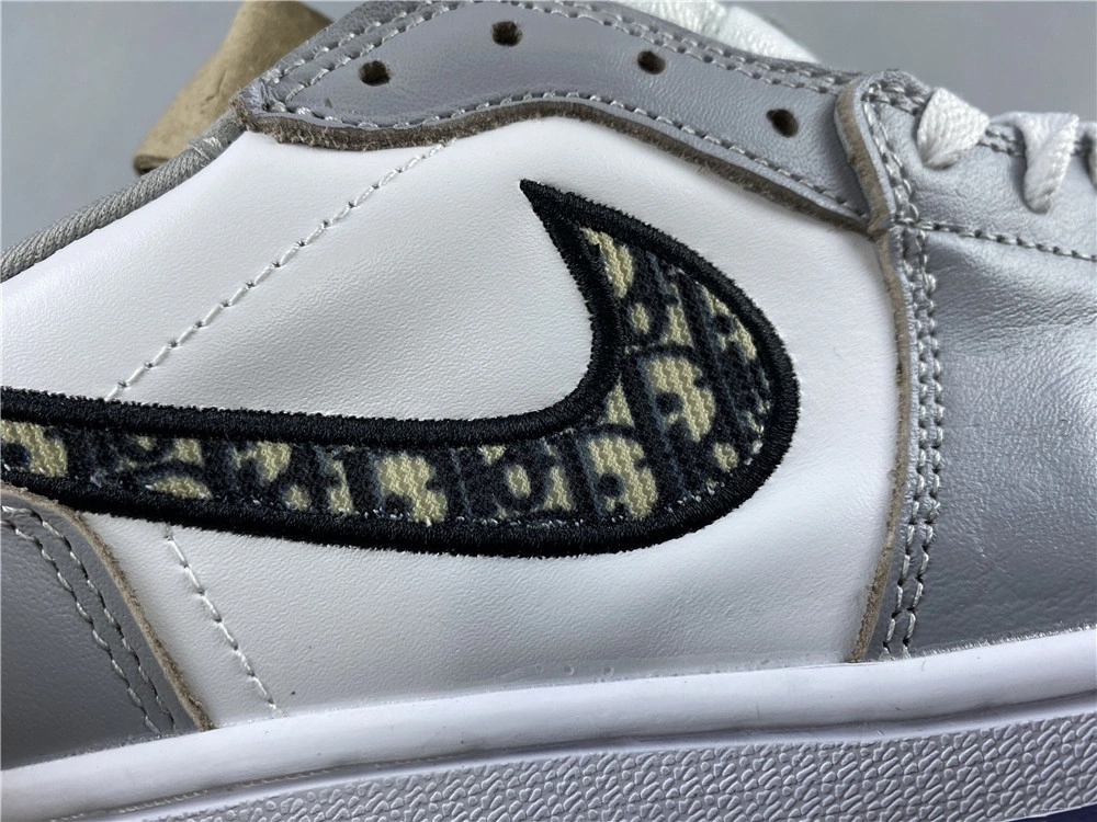 Jordan 1 Retro Low Dior - CN8608 002