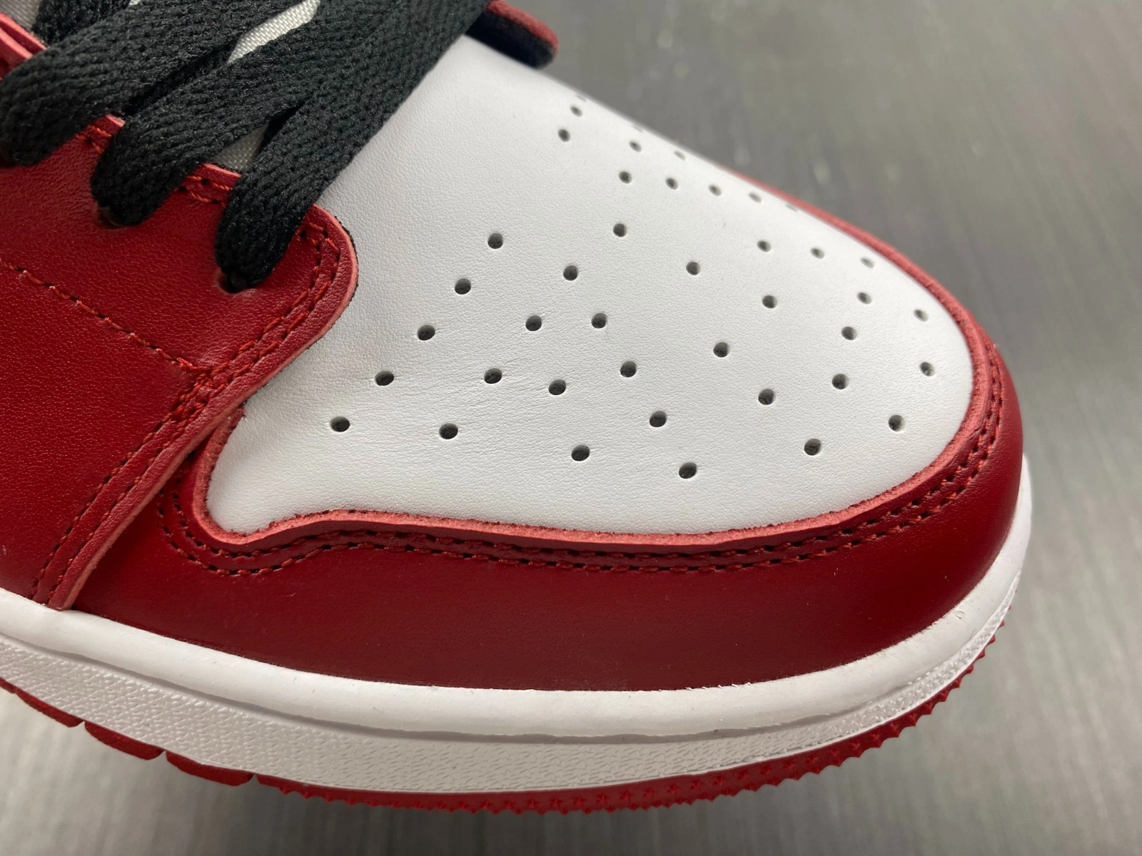 Jordan 1 Retro Low Golf Chicago - DD9315-600