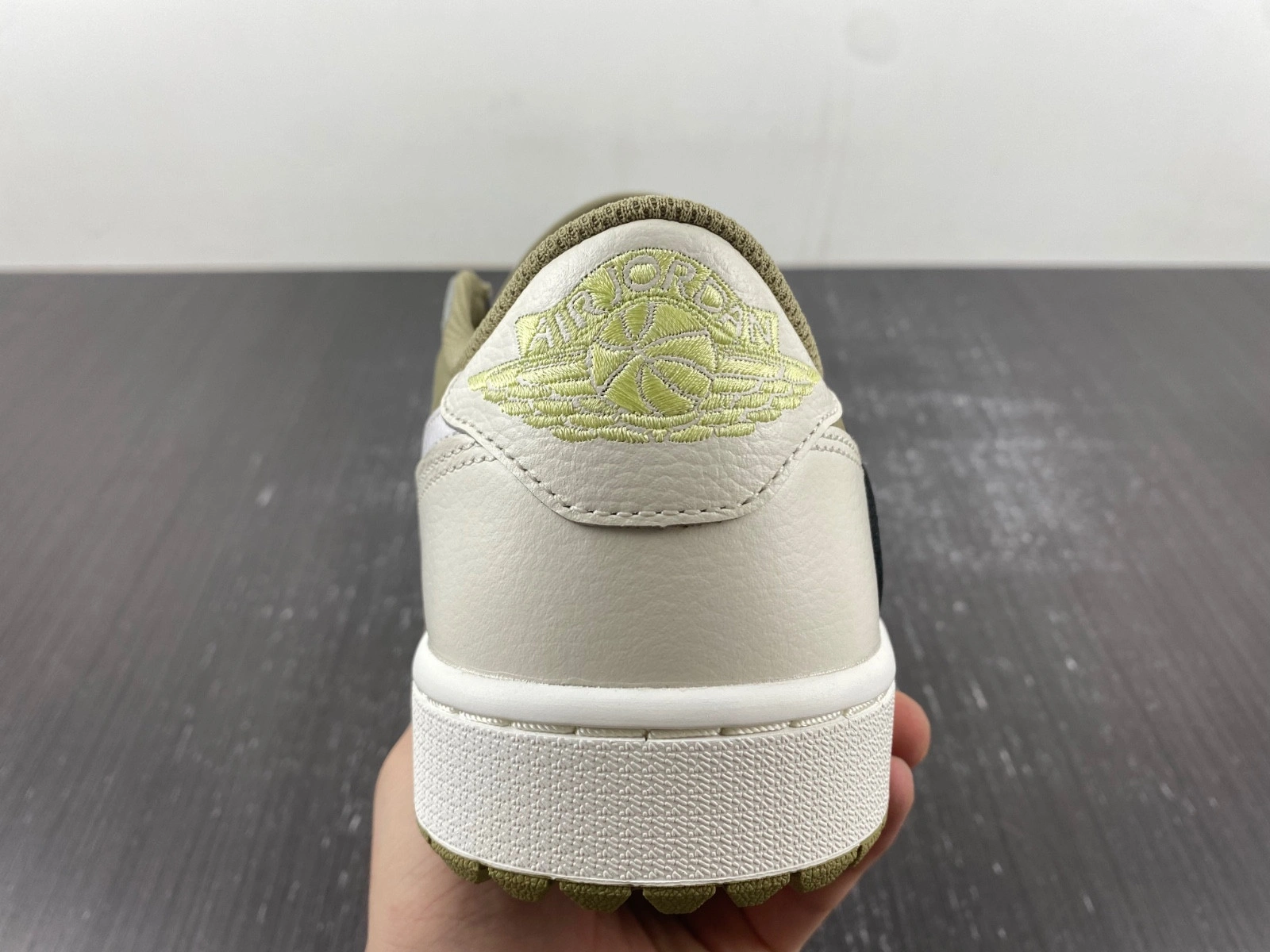 Jordan 1 Retro Low Golf Travis Scott Neutral Olive FZ3124-200