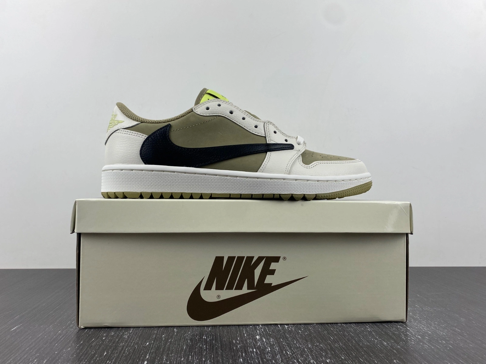 Jordan 1 Retro Low Golf Travis Scott Neutral Olive FZ3124-200