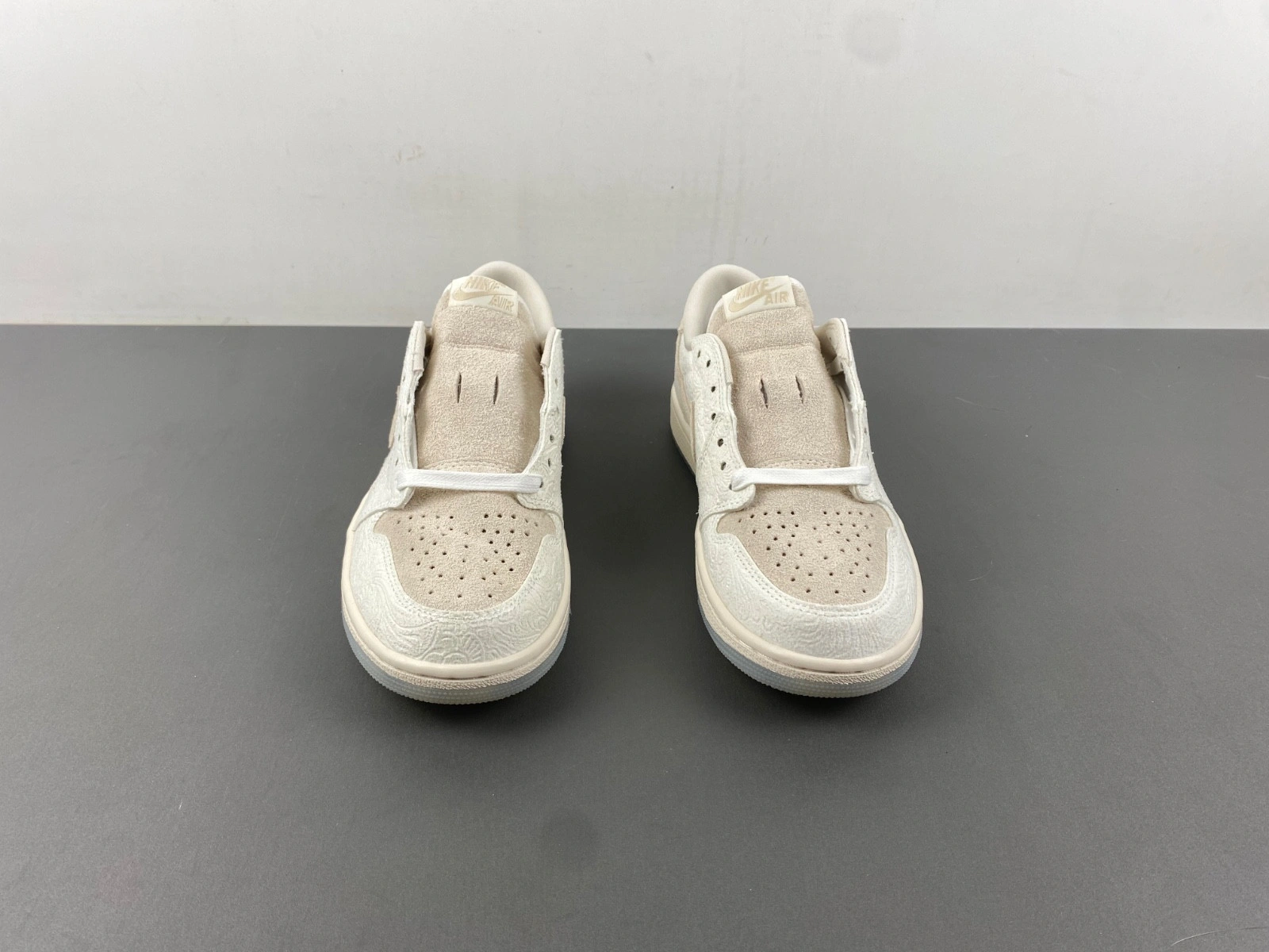 Jordan 1 Retro Low OG Chris Paul Men's - FZ0455-200