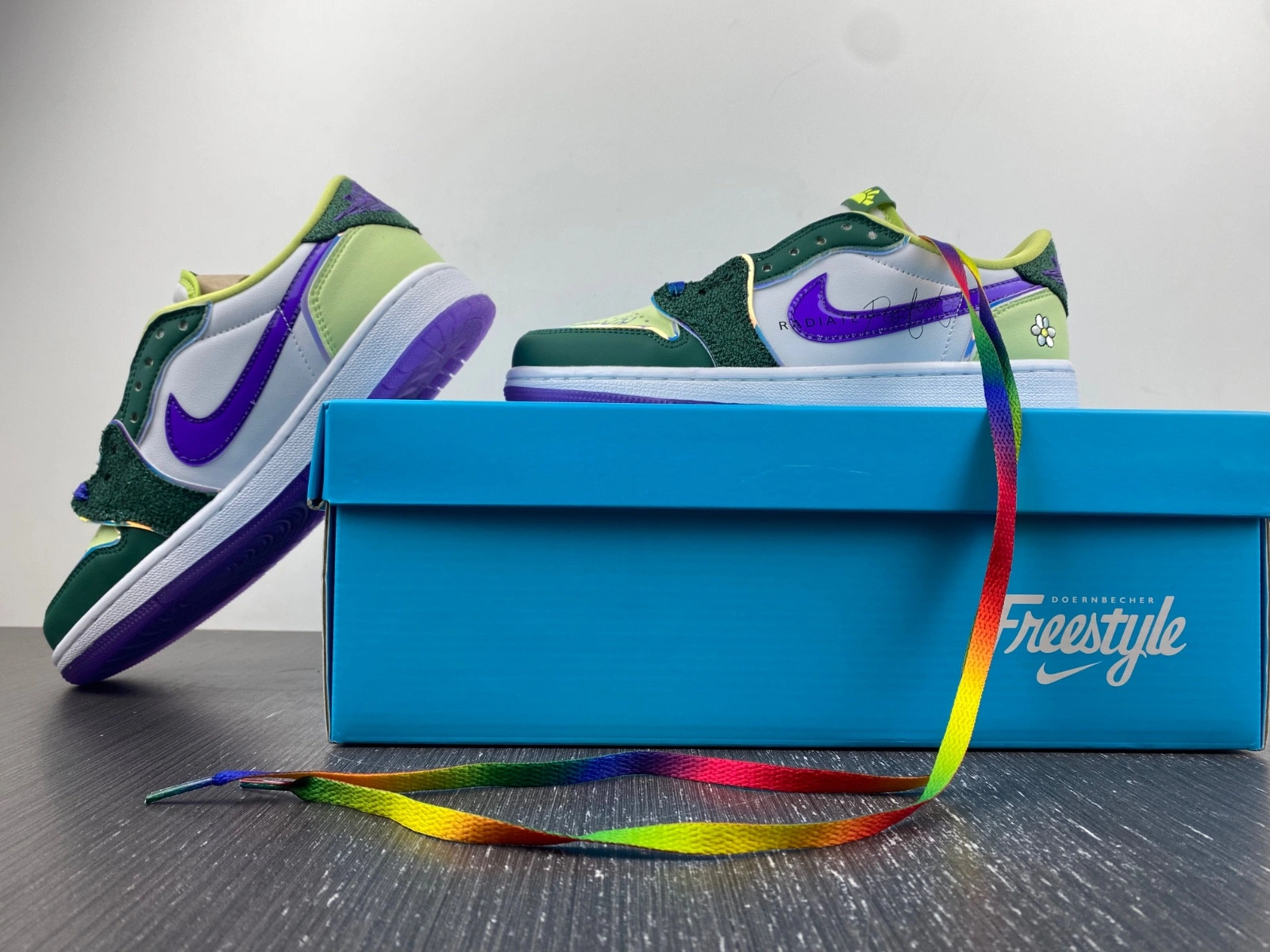 Jordan 1 Retro Low OG Doernbecher (2023) - FD9665-351