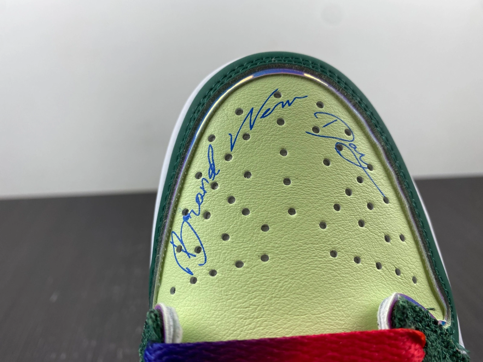 Jordan 1 Retro Low OG Doernbecher (2023) - FD9665-351