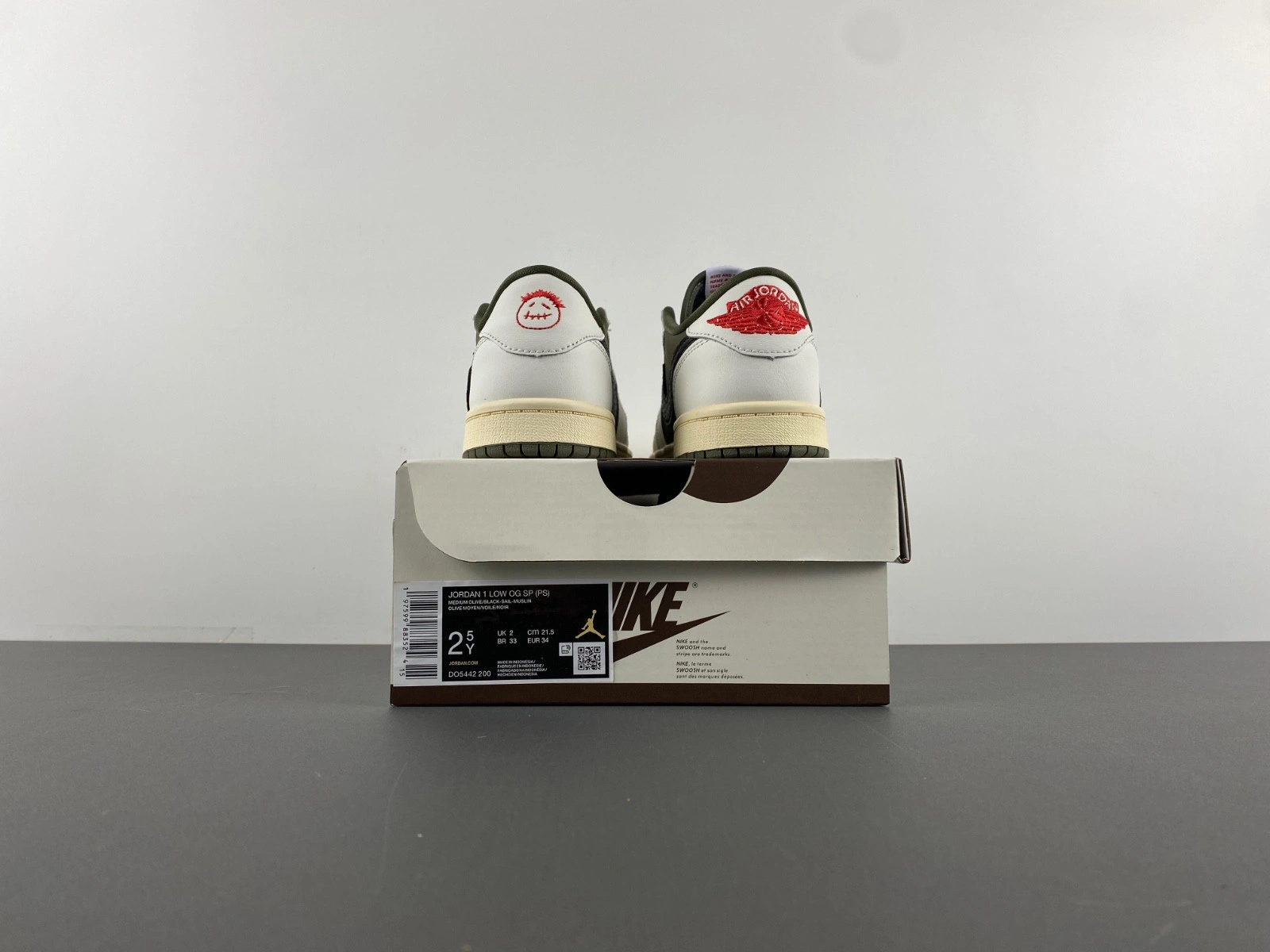 Jordan 1 Retro Low OG SP Travis Scott Medium Olive (PS)  DO5442-200