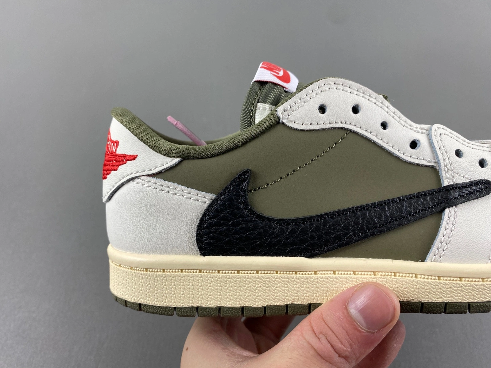 Jordan 1 Retro Low OG SP Travis Scott Medium Olive (PS)  DO5442-200