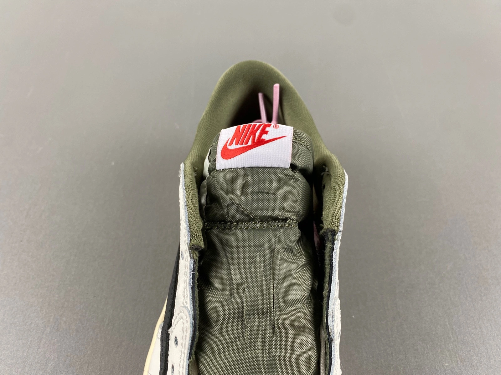 Jordan 1 Retro Low OG SP Travis Scott Medium Olive (PS)  DO5442-200