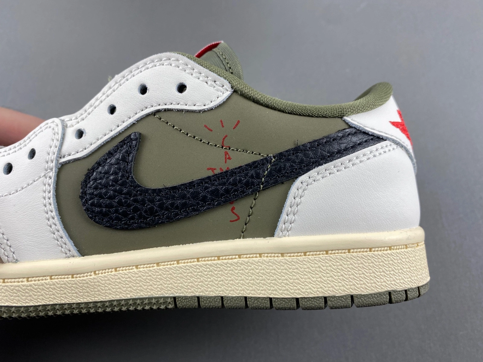 Jordan 1 Retro Low OG SP Travis Scott Medium Olive (PS)  DO5442-200