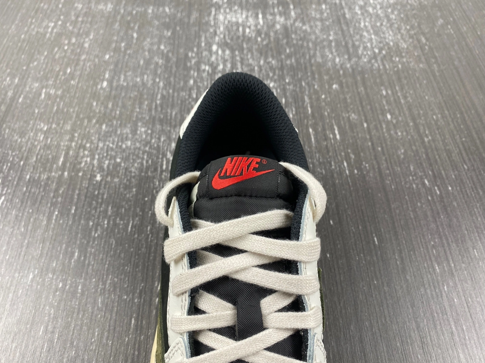 Jordan 1 Retro Low OG SP Travis Scott Olive (PS) Kids DZ5909-106
