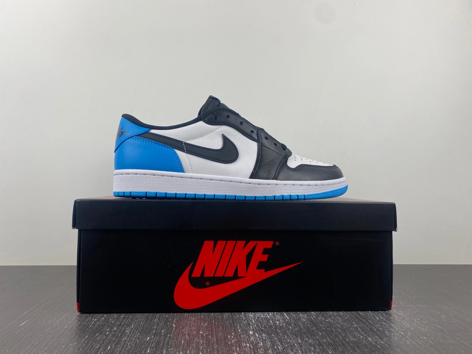 Jordan 1 Retro Low OG UNC - CZ0790-104