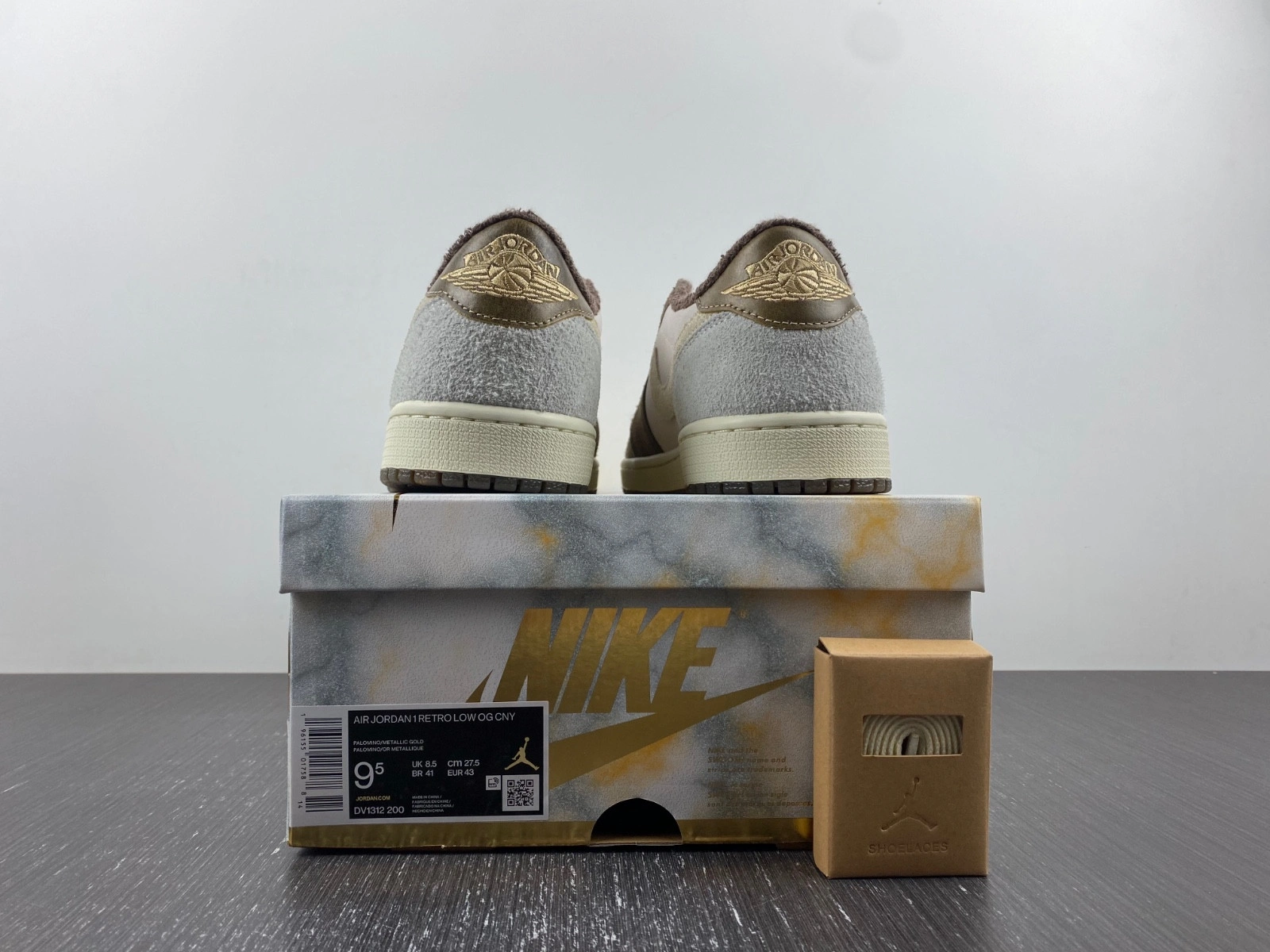 Jordan 1 Retro Low OG Year of the Rabbit  DV1312-200