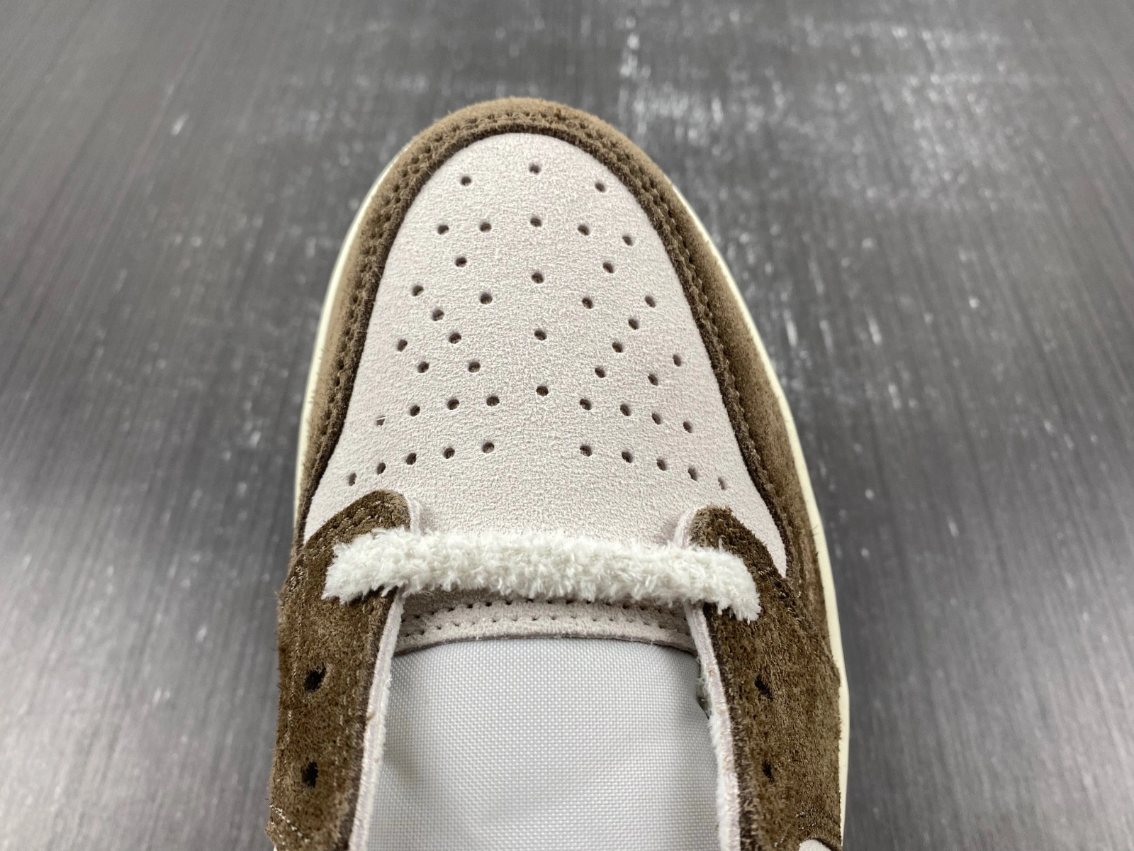Jordan 1 Retro Low OG Year of the Rabbit  DV1312-200