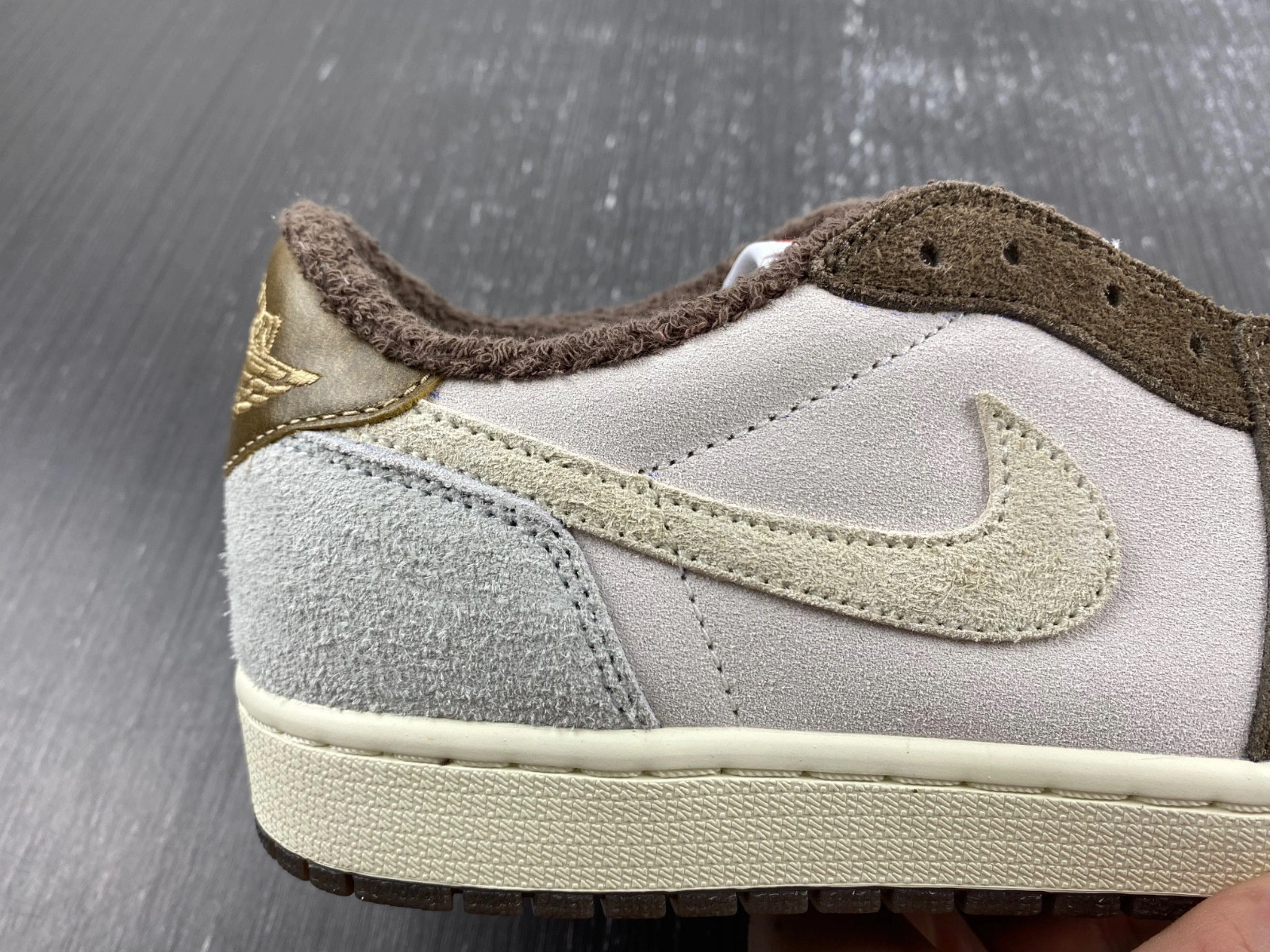 Jordan 1 Retro Low OG Year of the Rabbit  DV1312-200