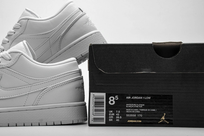 Jordan 1 Retro Low Pure Platinum  553558-170