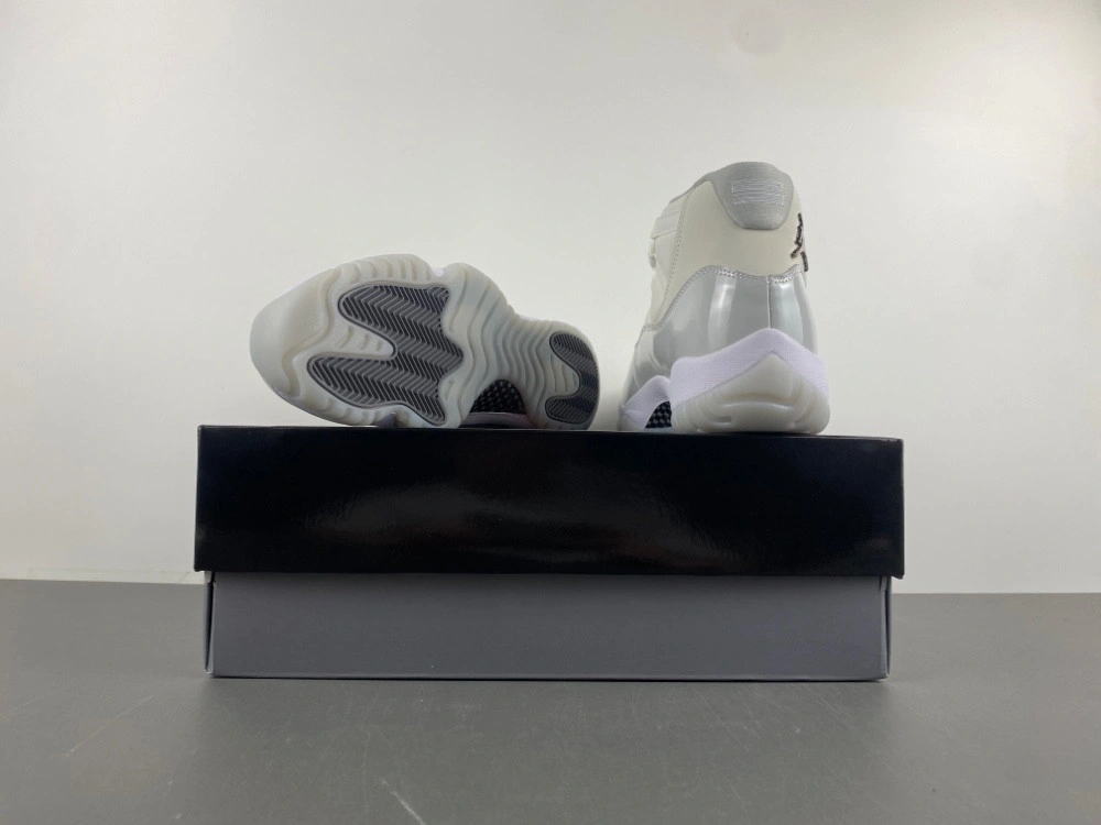 Jordan 11 Retro Grand Finale (Women's) - AR0715-110