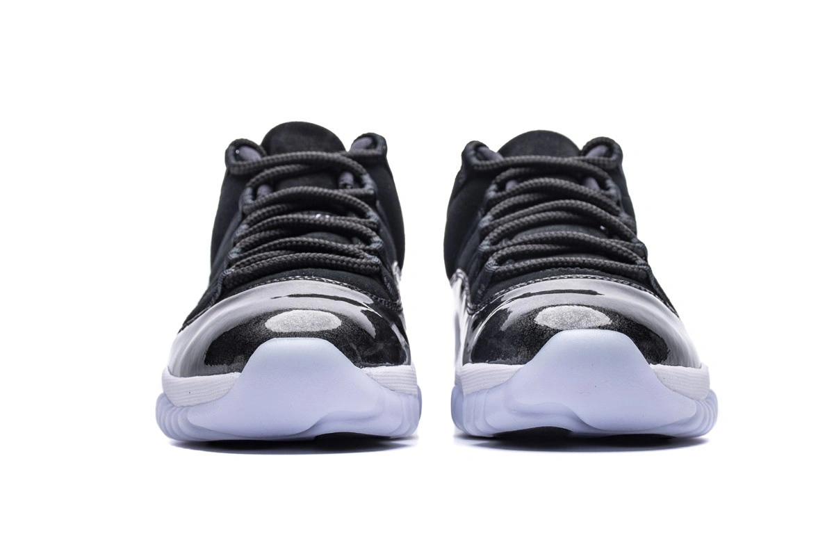 Jordan 11 Retro Low Barons  528895-010