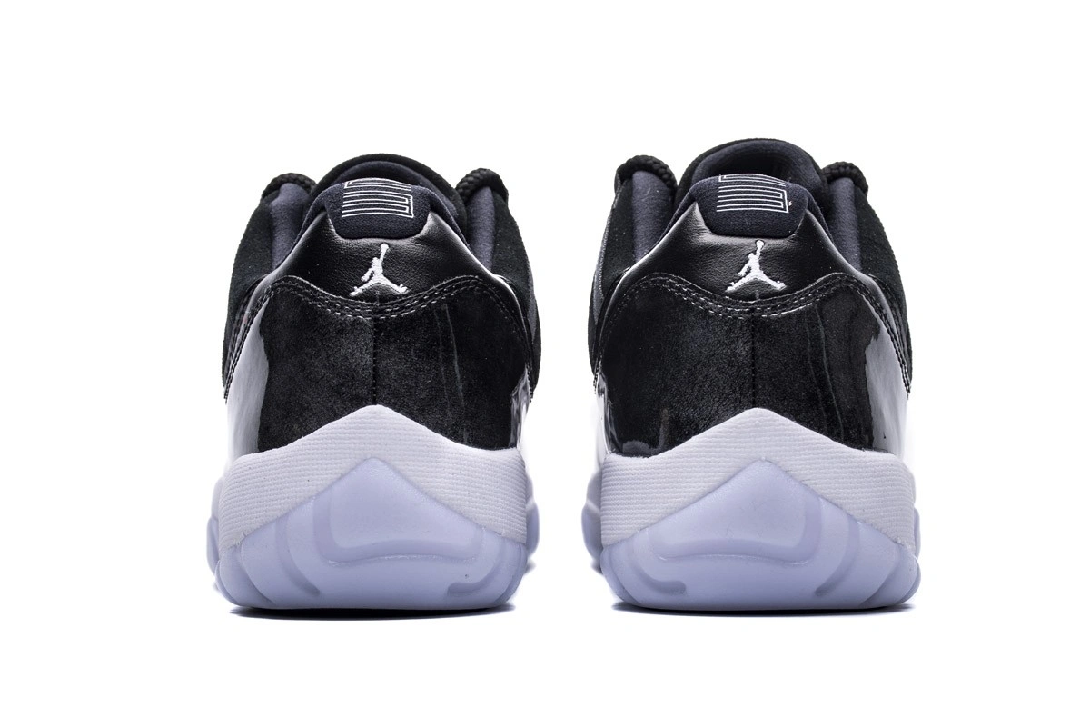 Jordan 11 Retro Low Barons  528895-010