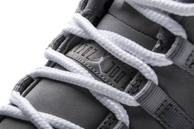 Jordan 11 Retro Low Cool Grey  528895-003