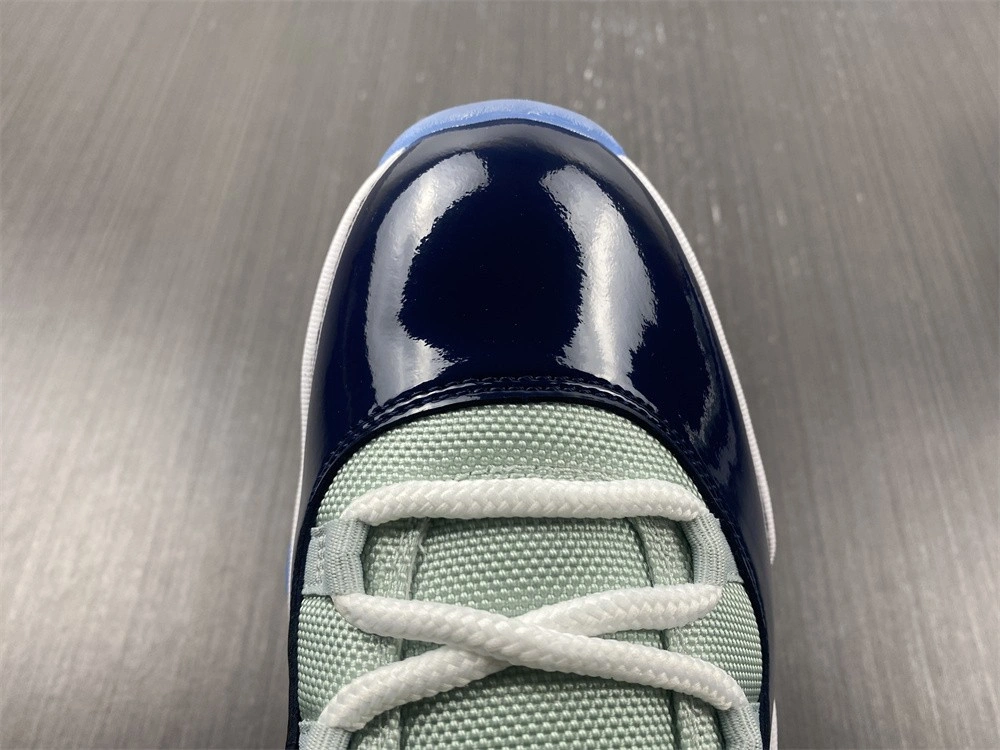 Jordan 11 Retro Low Georgetown - 528895-007