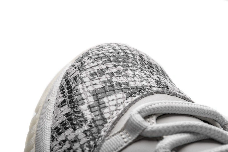 Jordan 11 Retro Low Snake Light Bone  CD6846-002