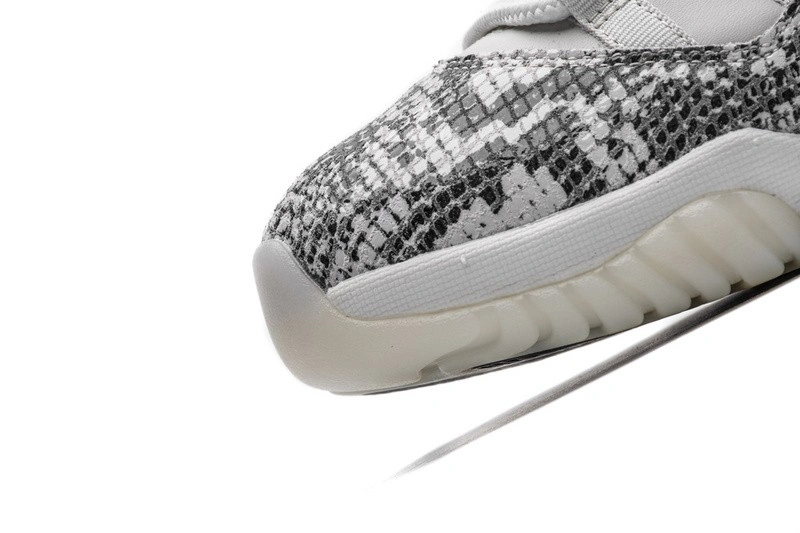 Jordan 11 Retro Low Snake Light Bone  CD6846-002