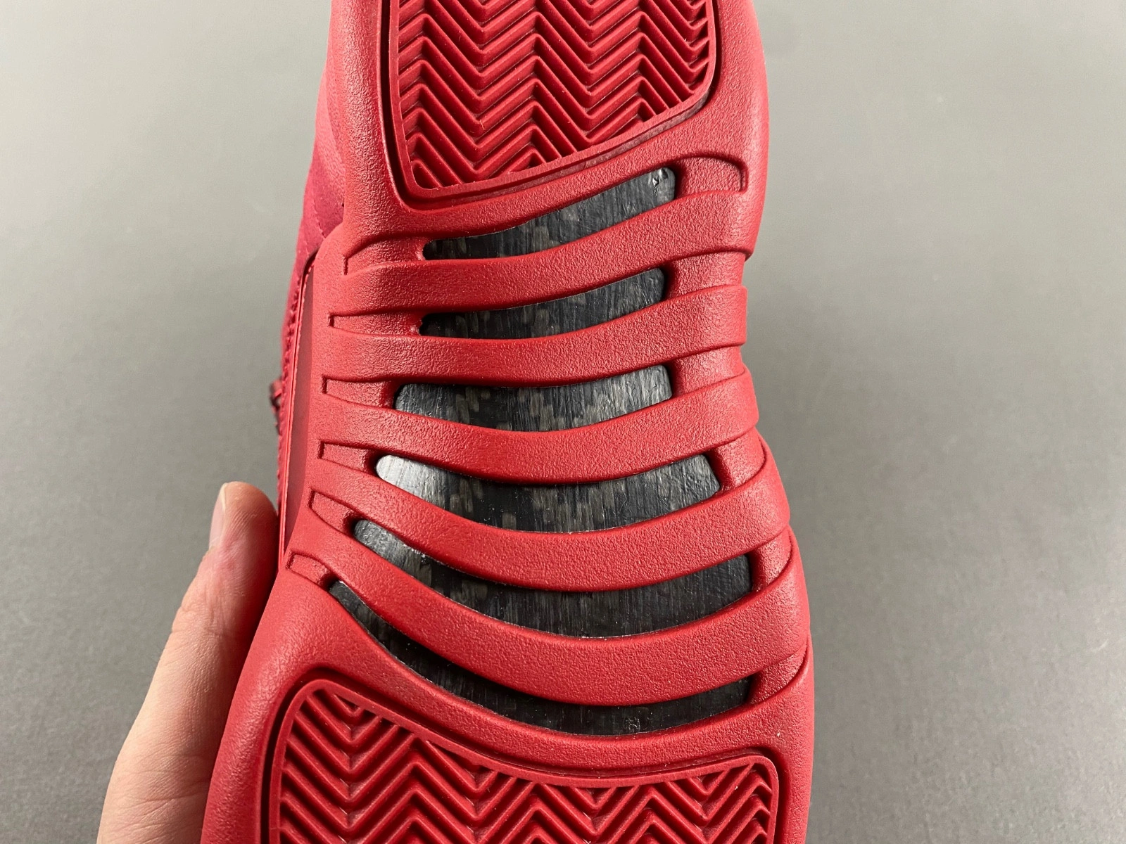Jordan 12 Retro Gym Red (2018)   130690-601