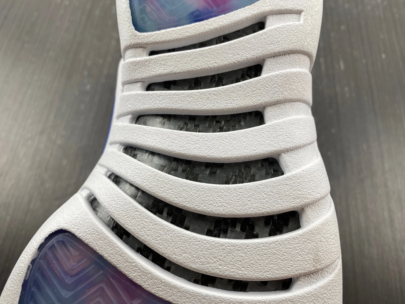 Jordan 12 Retro Hyper Royal (W) - AO6068-004