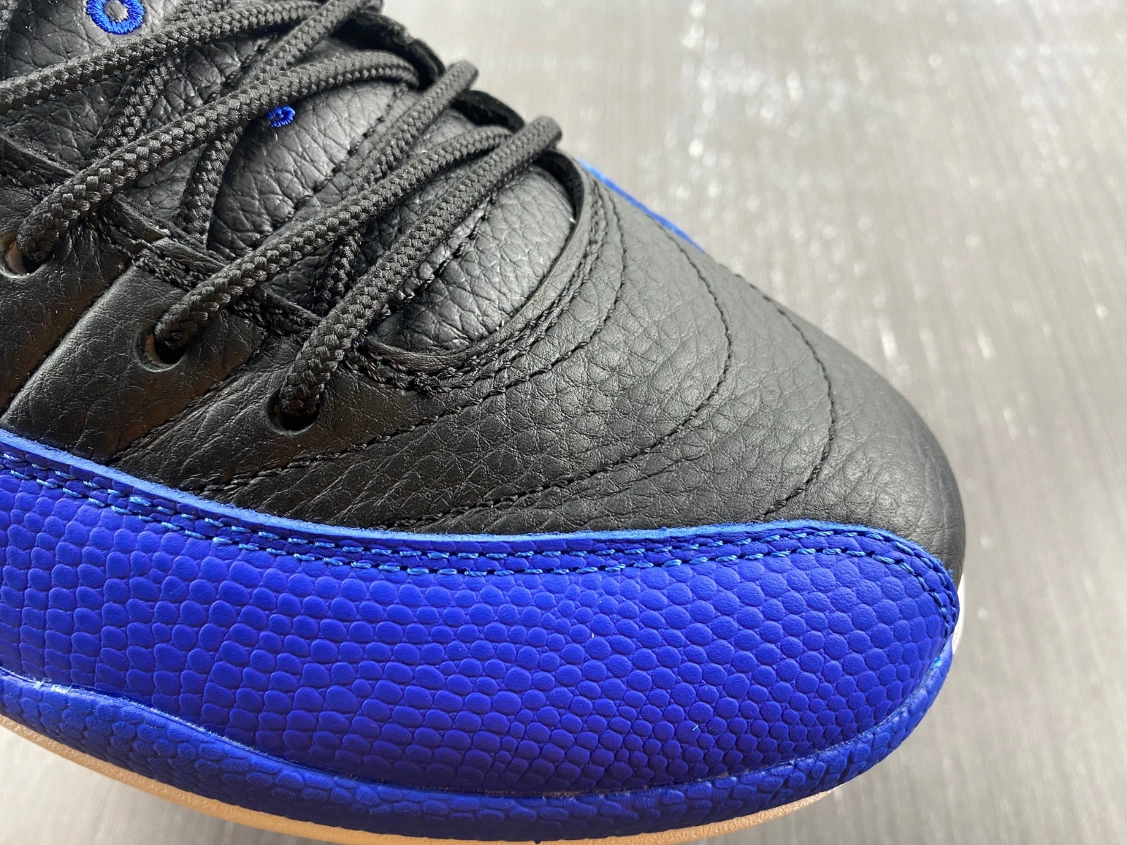 Jordan 12 Retro Hyper Royal (W) - AO6068-004