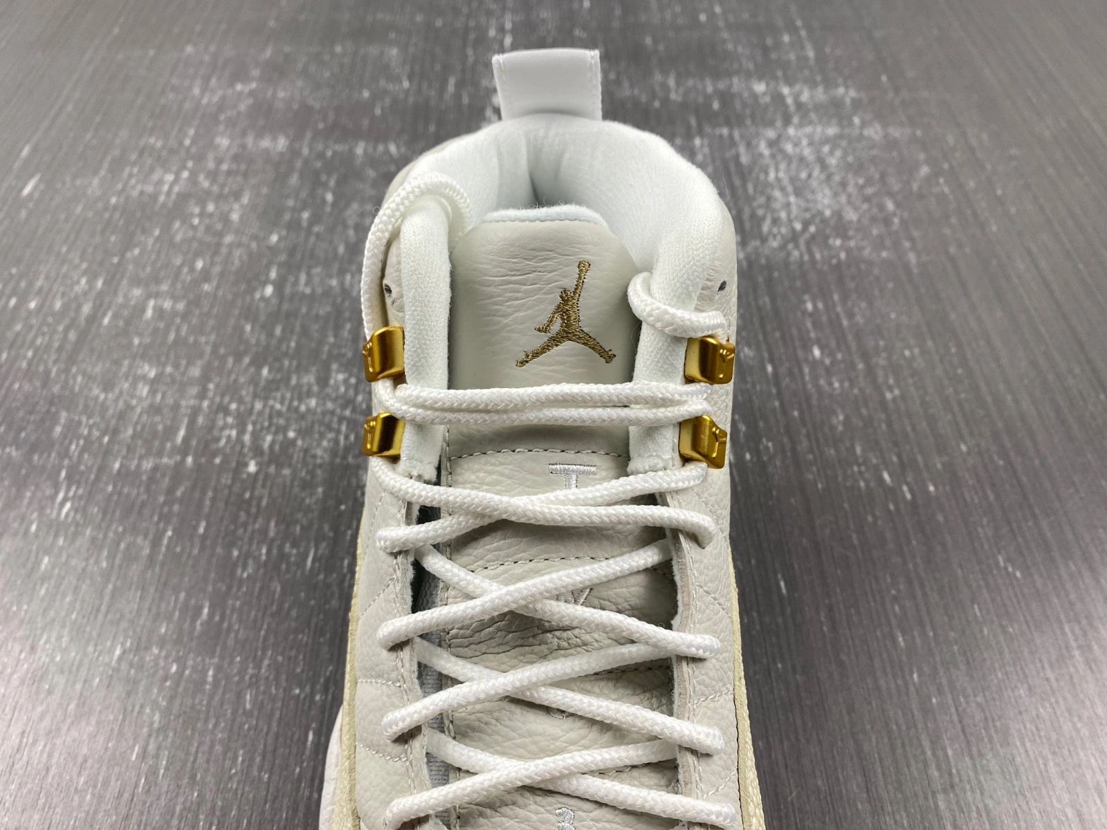 Jordan 12 Retro OVO White - 873864-102