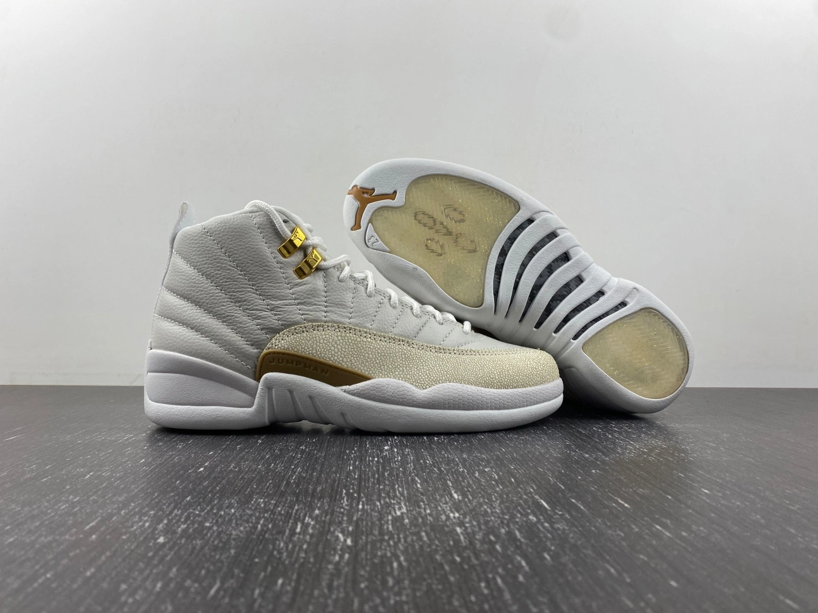 Jordan 12 Retro OVO White - 873864-102