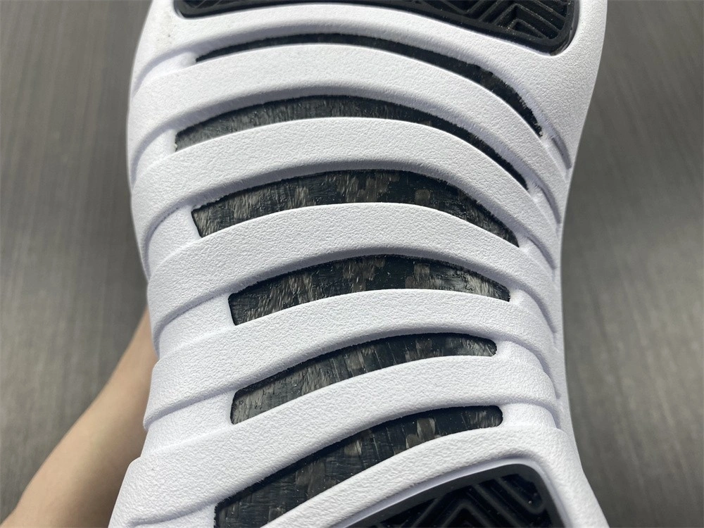 Jordan 12 Retro Playoffs (2022) - CT8013-006