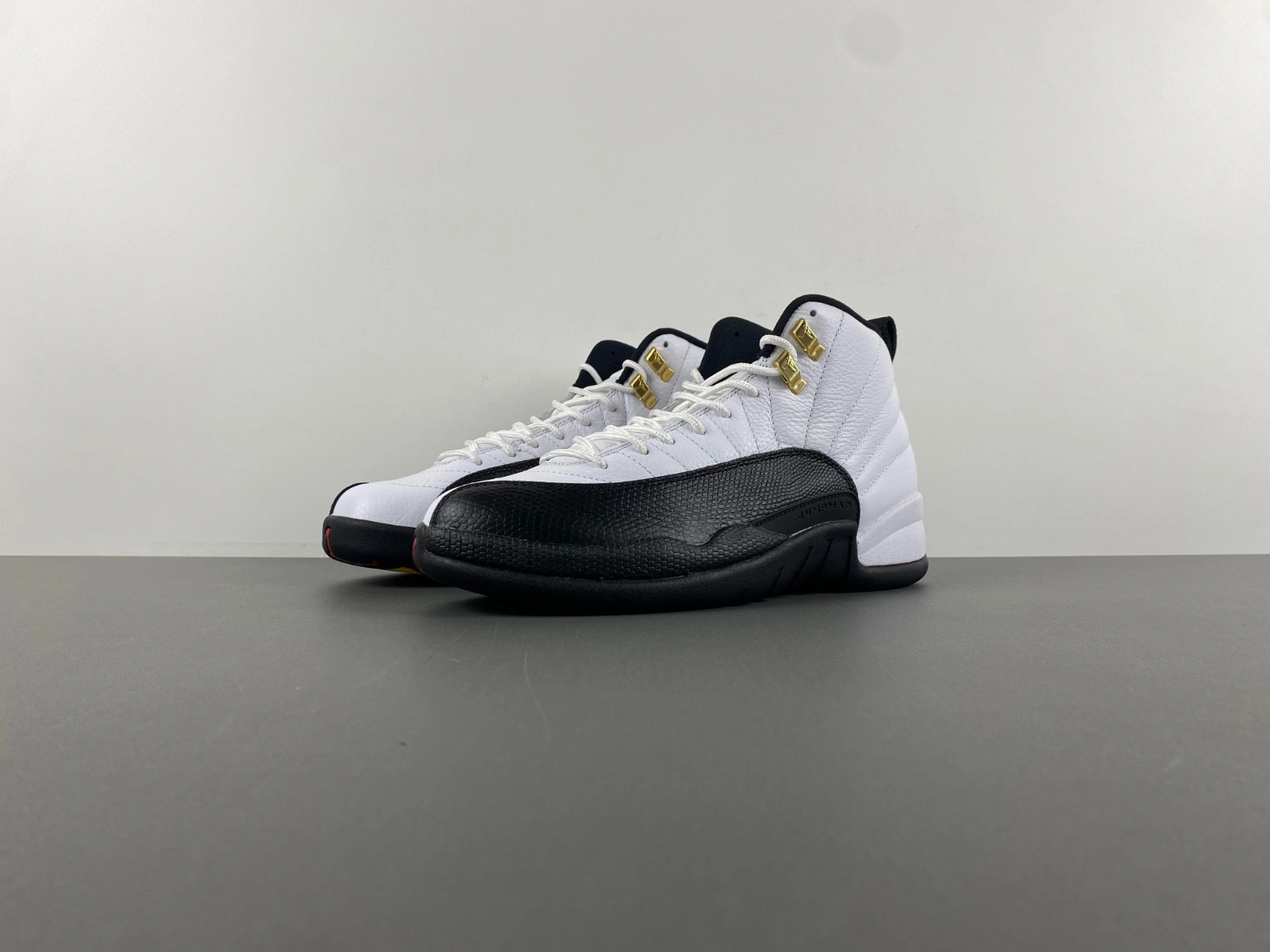 Jordan 12 Retro Taxi (2018) - 130690-125